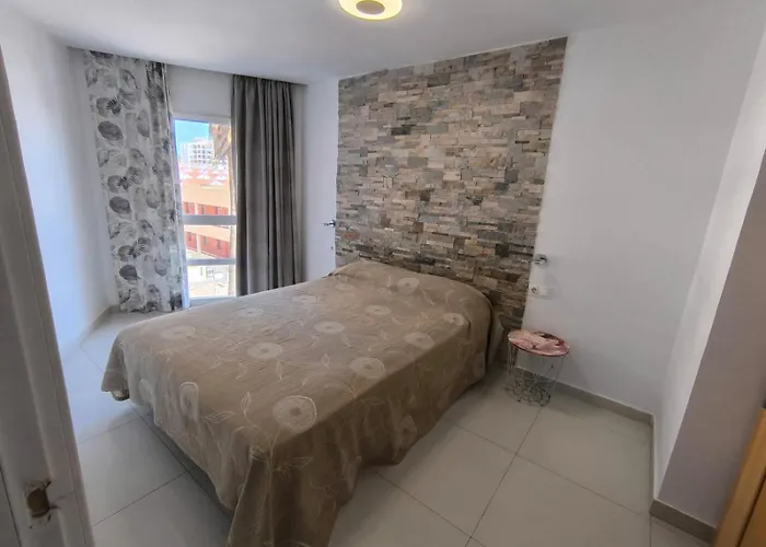 Torres De Yomely Apartament